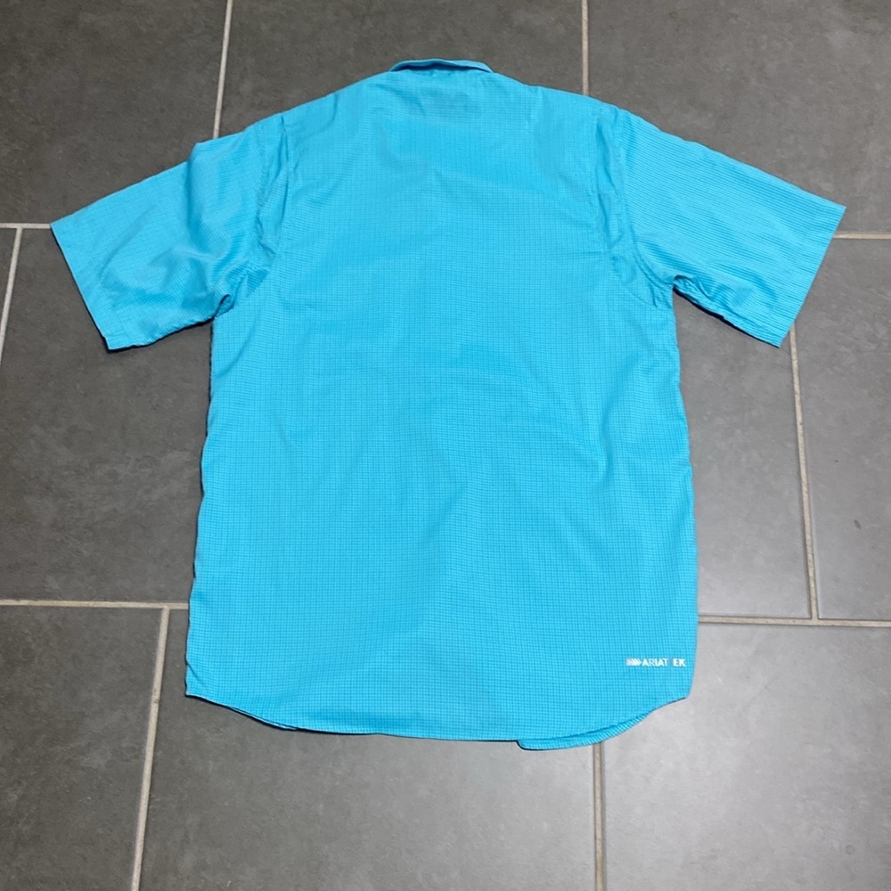 Ariattek Heat Series Button Down. Size Small - image 7